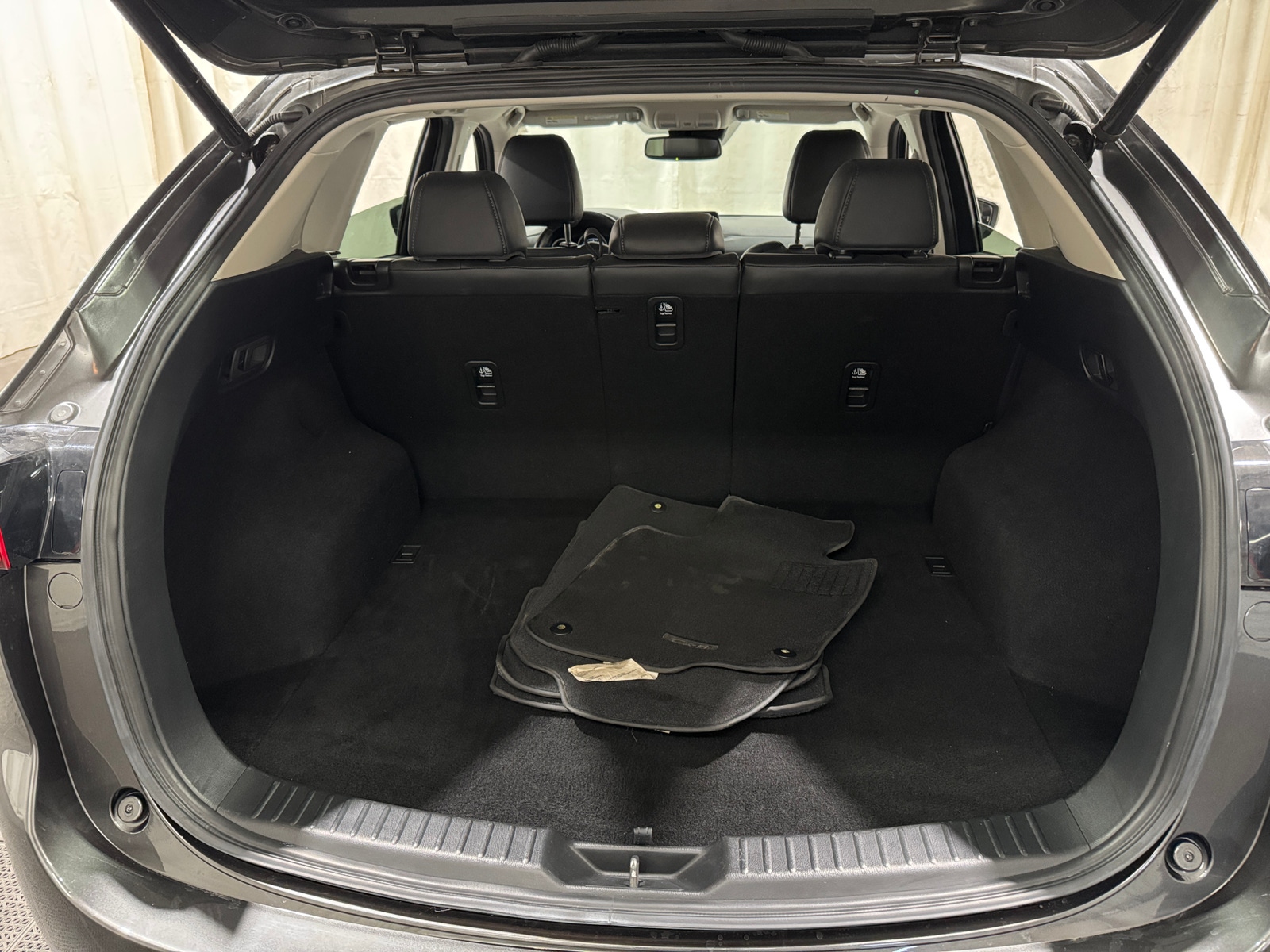 Thumbnail: 2017 Mazda CX-5 - 6