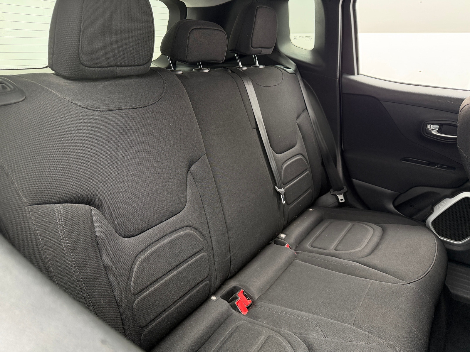 Thumbnail: 2018 Jeep Renegade - 6