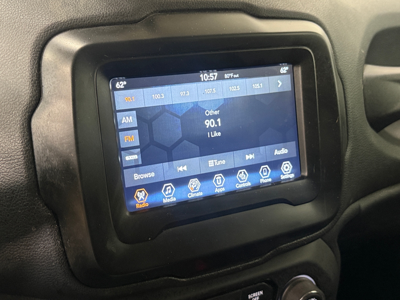 Thumbnail: 2018 Jeep Renegade - 4