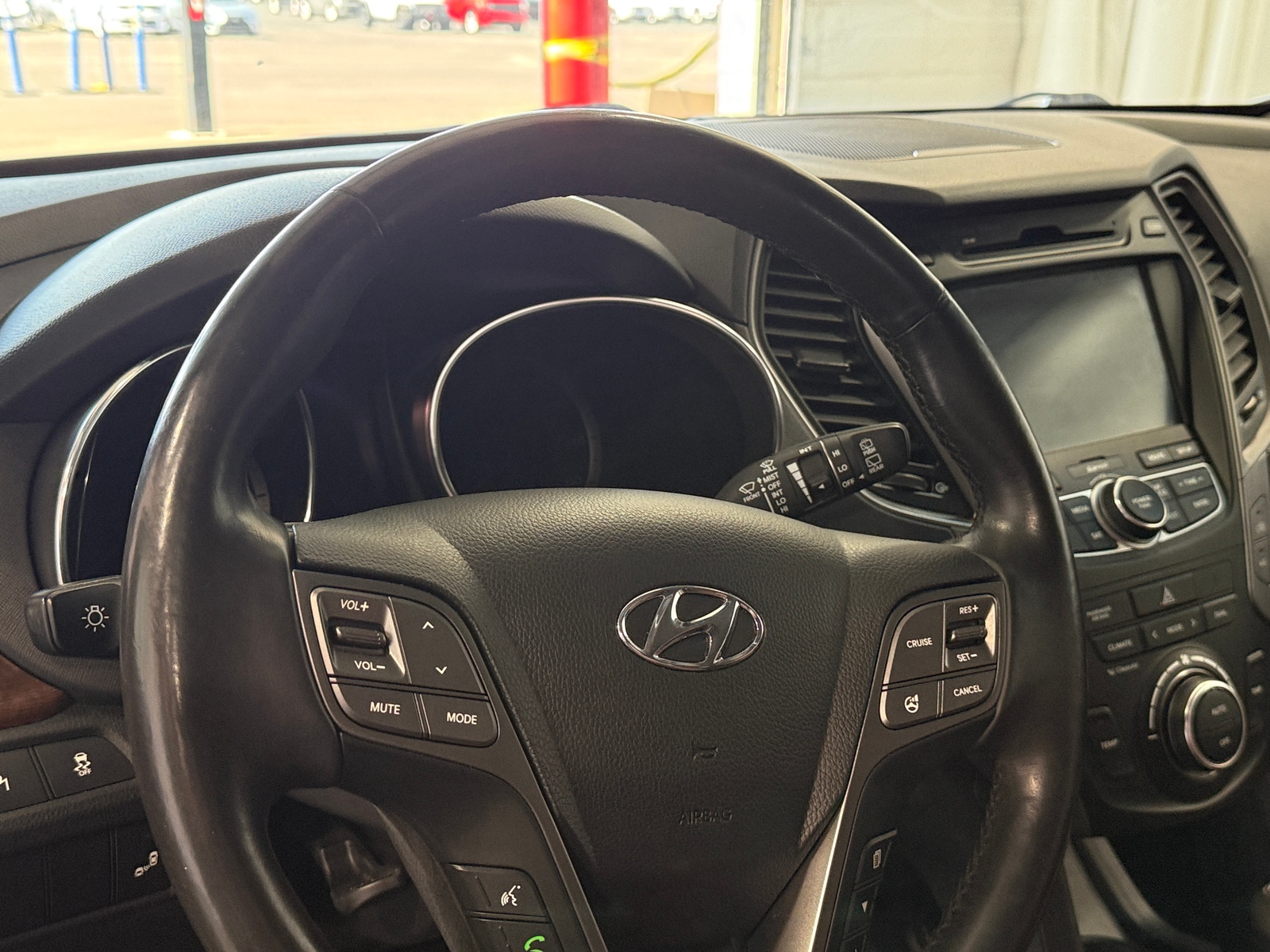 Thumbnail: 2014 Hyundai Santa Fe - 4