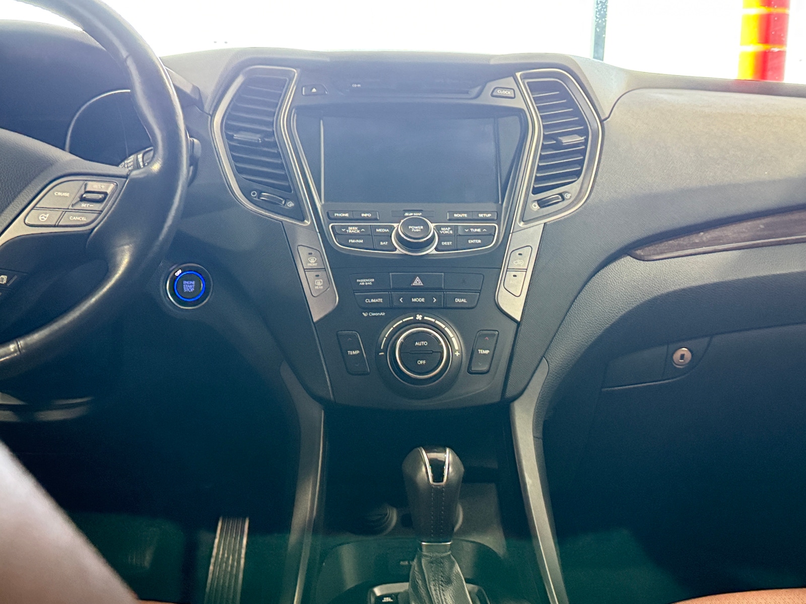 Thumbnail: 2014 Hyundai Santa Fe - 3