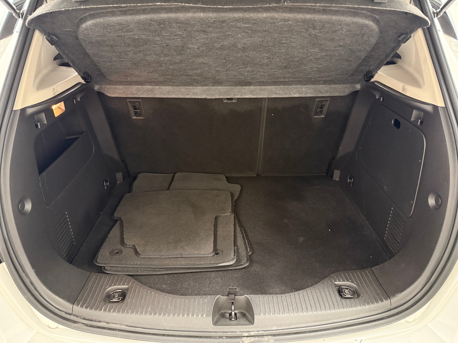 Thumbnail: 2019 Buick Encore - 7