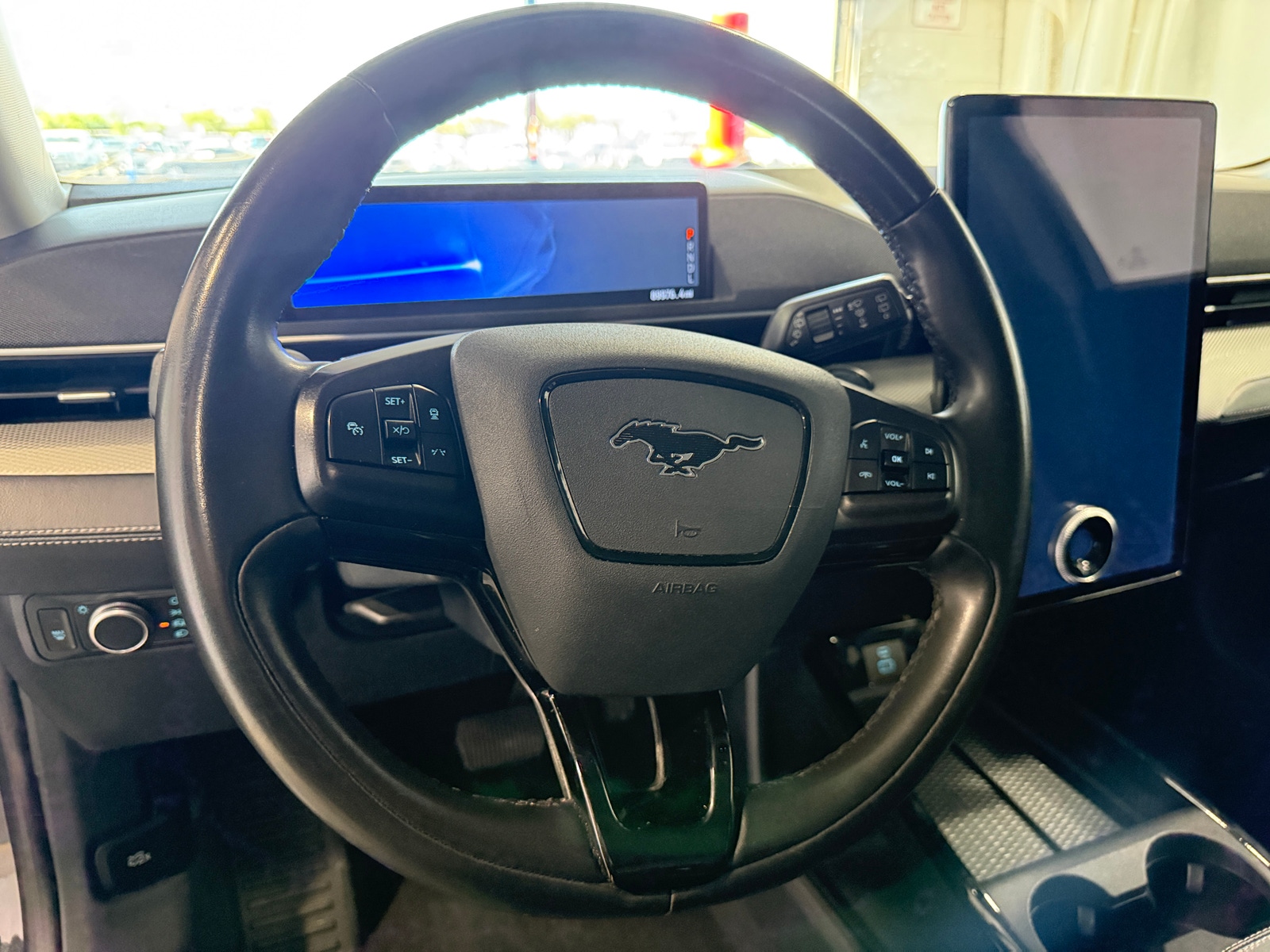 Thumbnail: 2022 Ford Mustang Mach-E - 4