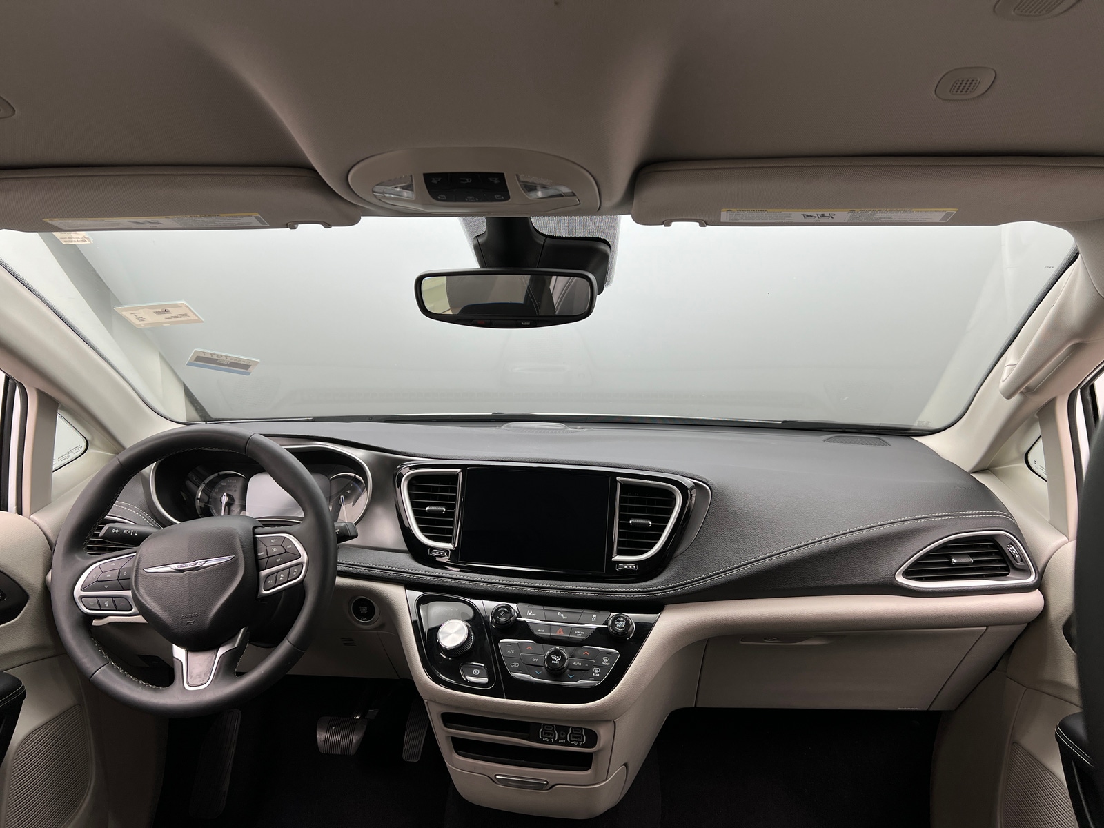 Thumbnail: 2024 Chrysler Pacifica - 2