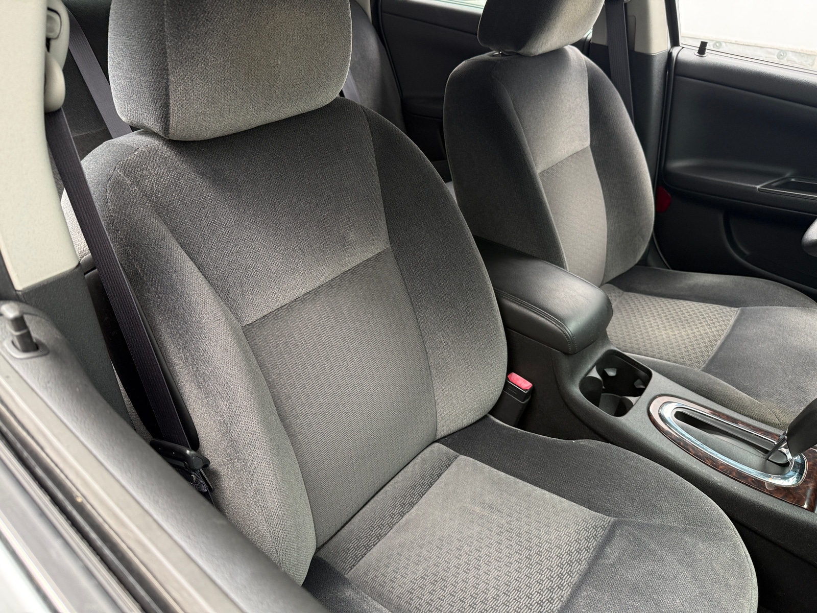 Thumbnail: 2015 Chevrolet Impala - 2