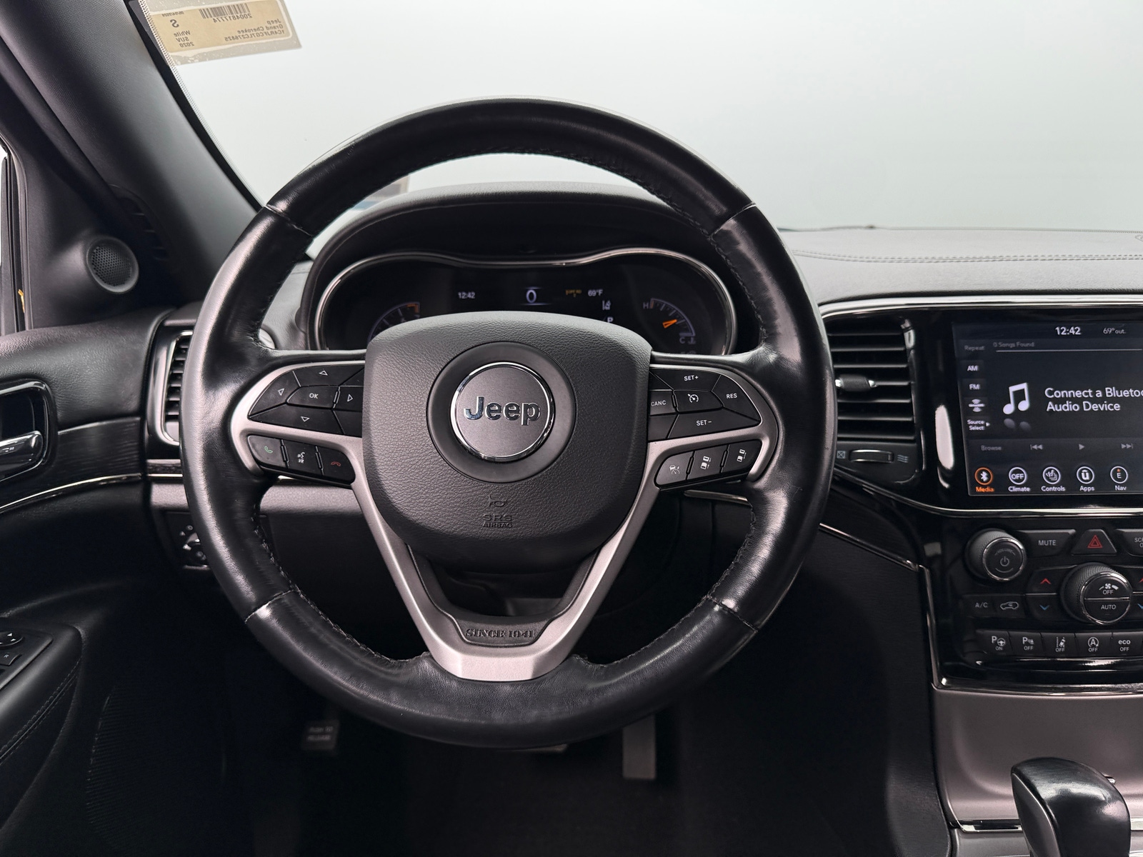 Thumbnail: 2020 Jeep Grand Cherokee - 4