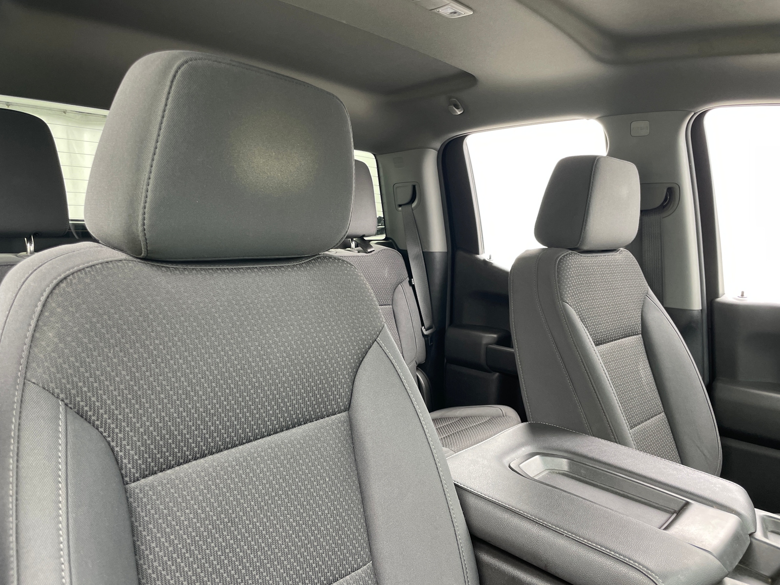 Thumbnail: 2020 Chevrolet Silverado 1500 - 2