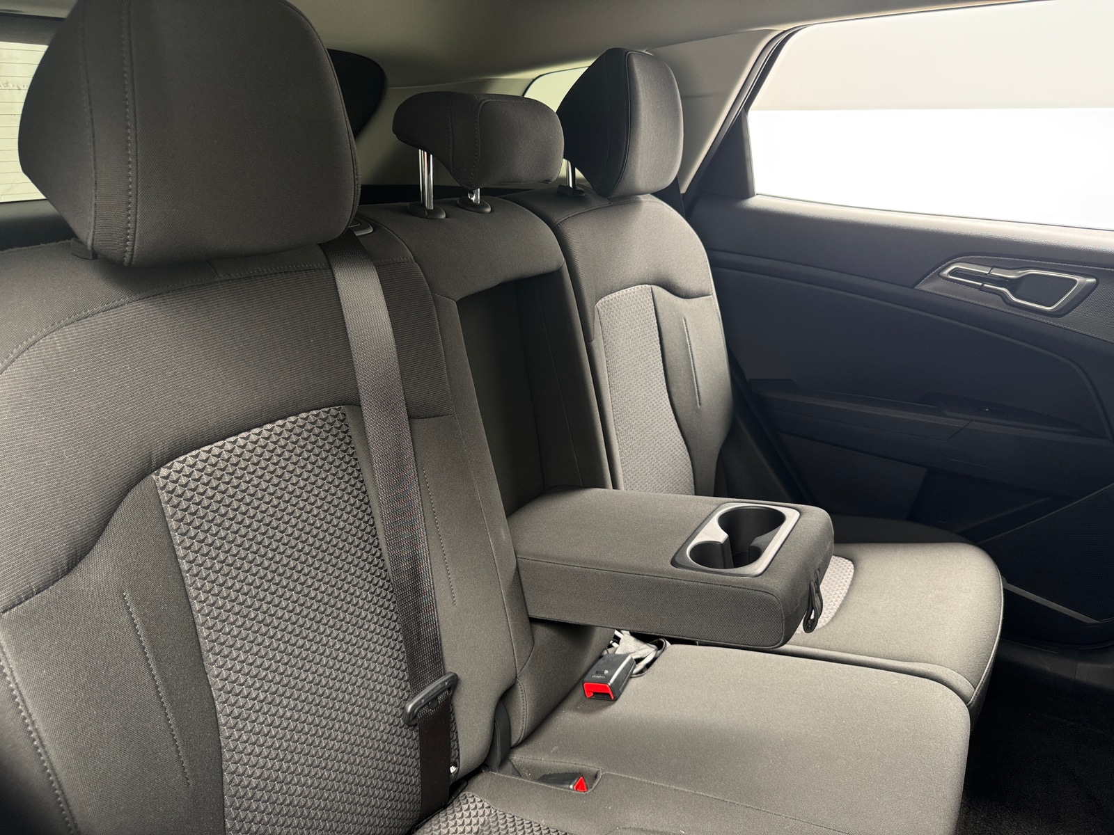 Thumbnail: 2025 Kia Sportage - 6