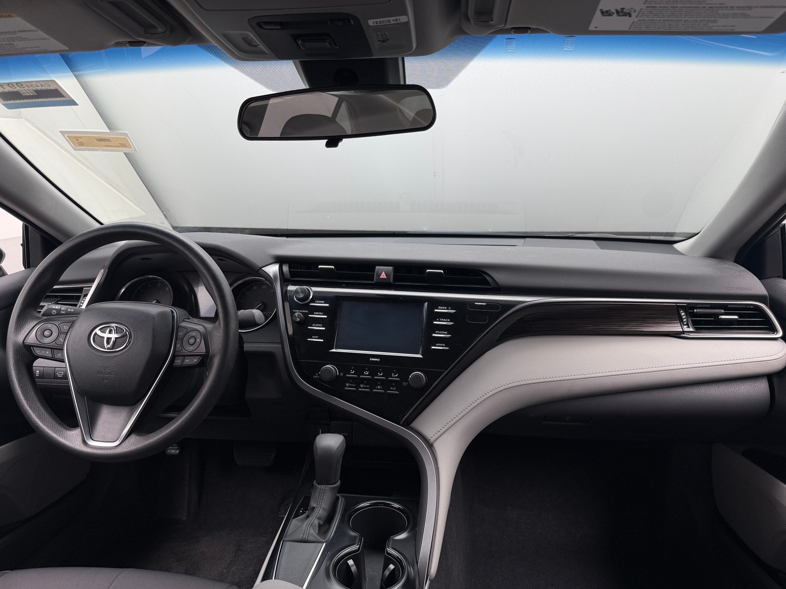 Thumbnail: 2020 Toyota Camry - 3