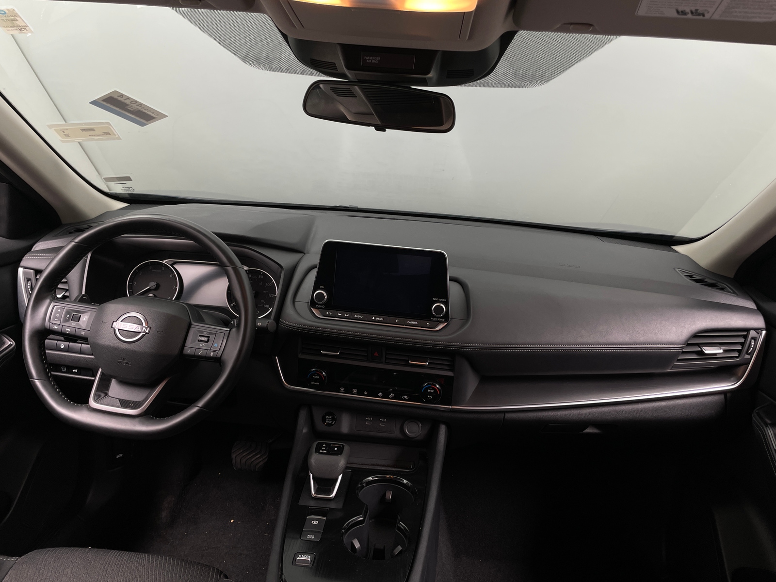 Thumbnail: 2025 Nissan Rogue - 3