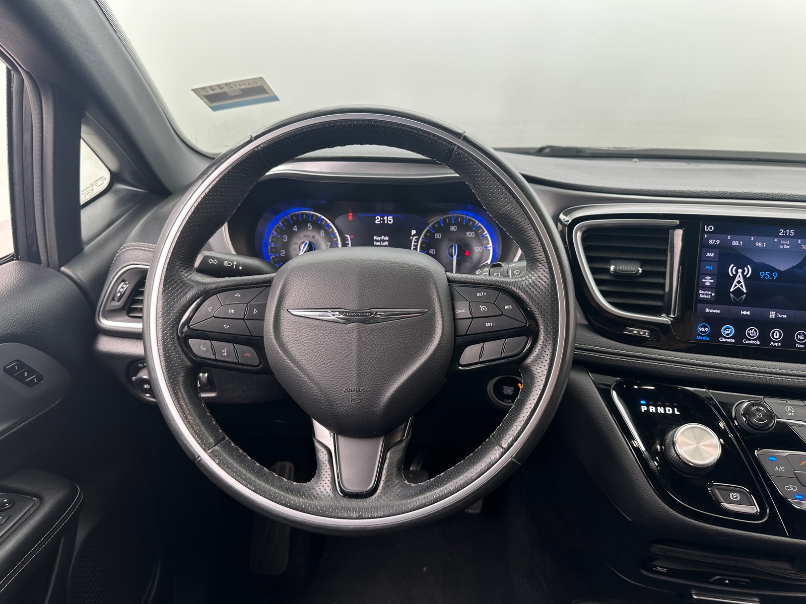 Thumbnail: 2019 Chrysler Pacifica - 4