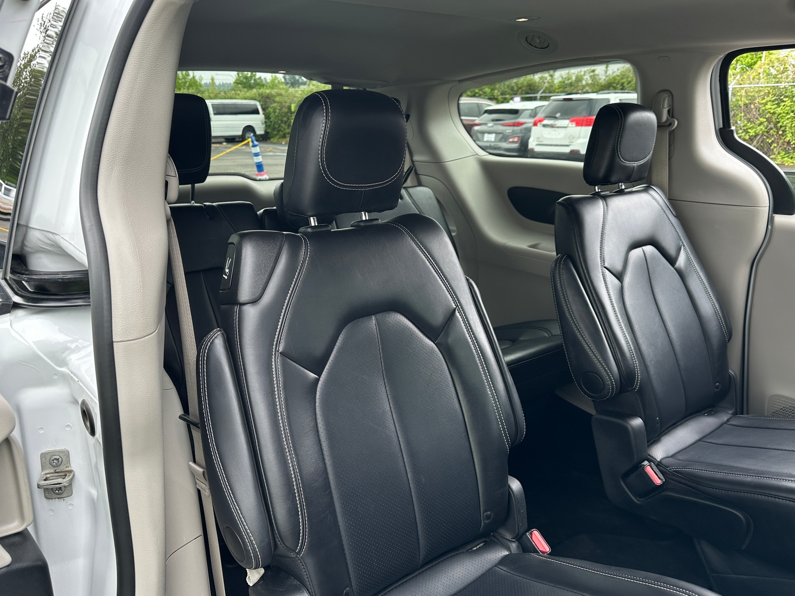 Thumbnail: 2024 Chrysler Pacifica - 5