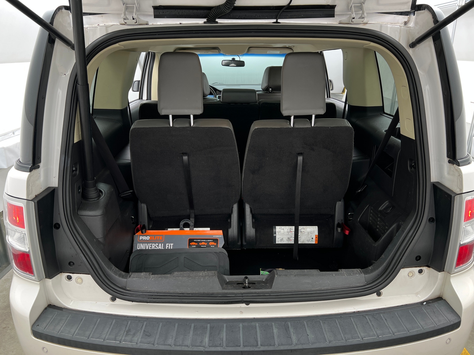 Thumbnail: 2019 Ford Flex - 6