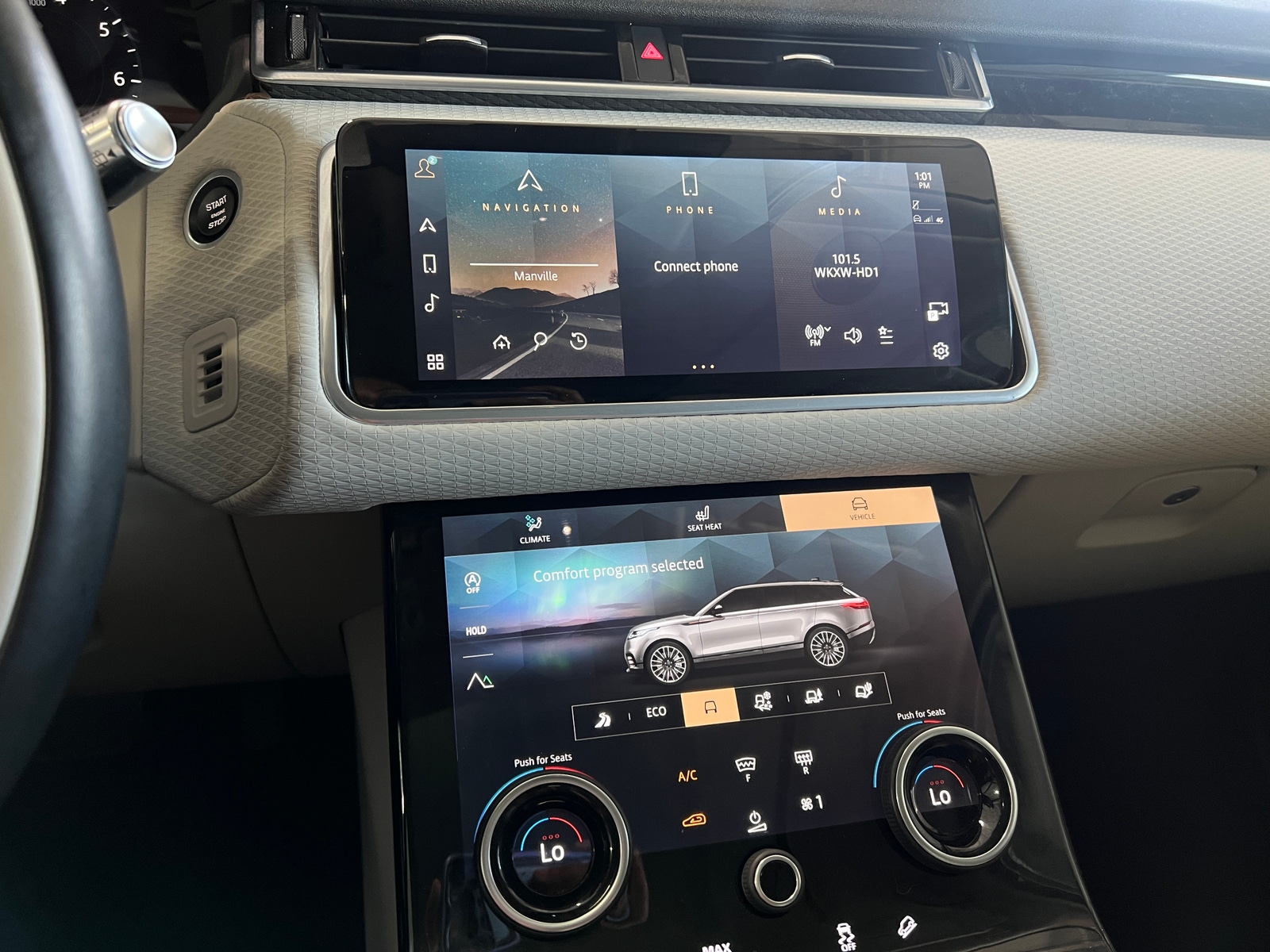 Thumbnail: 2021 Land Rover Range Rover Velar - 3