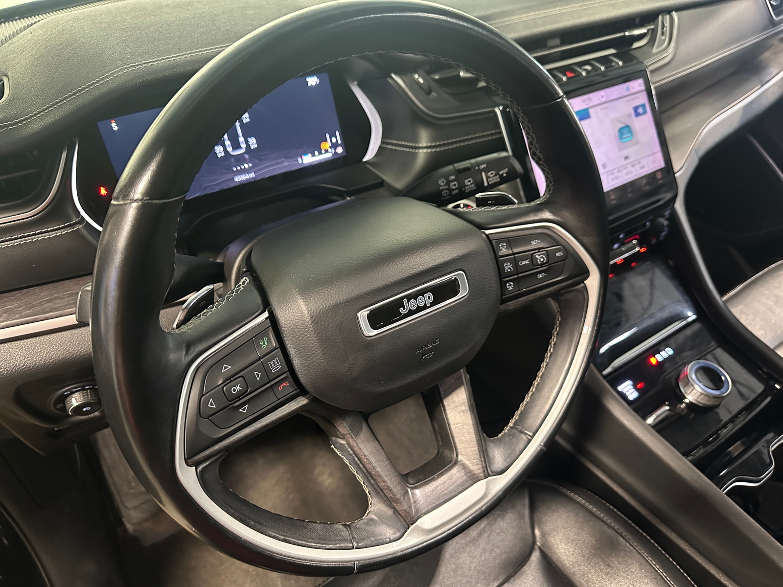 Thumbnail: 2021 Jeep Grand Cherokee L - 4