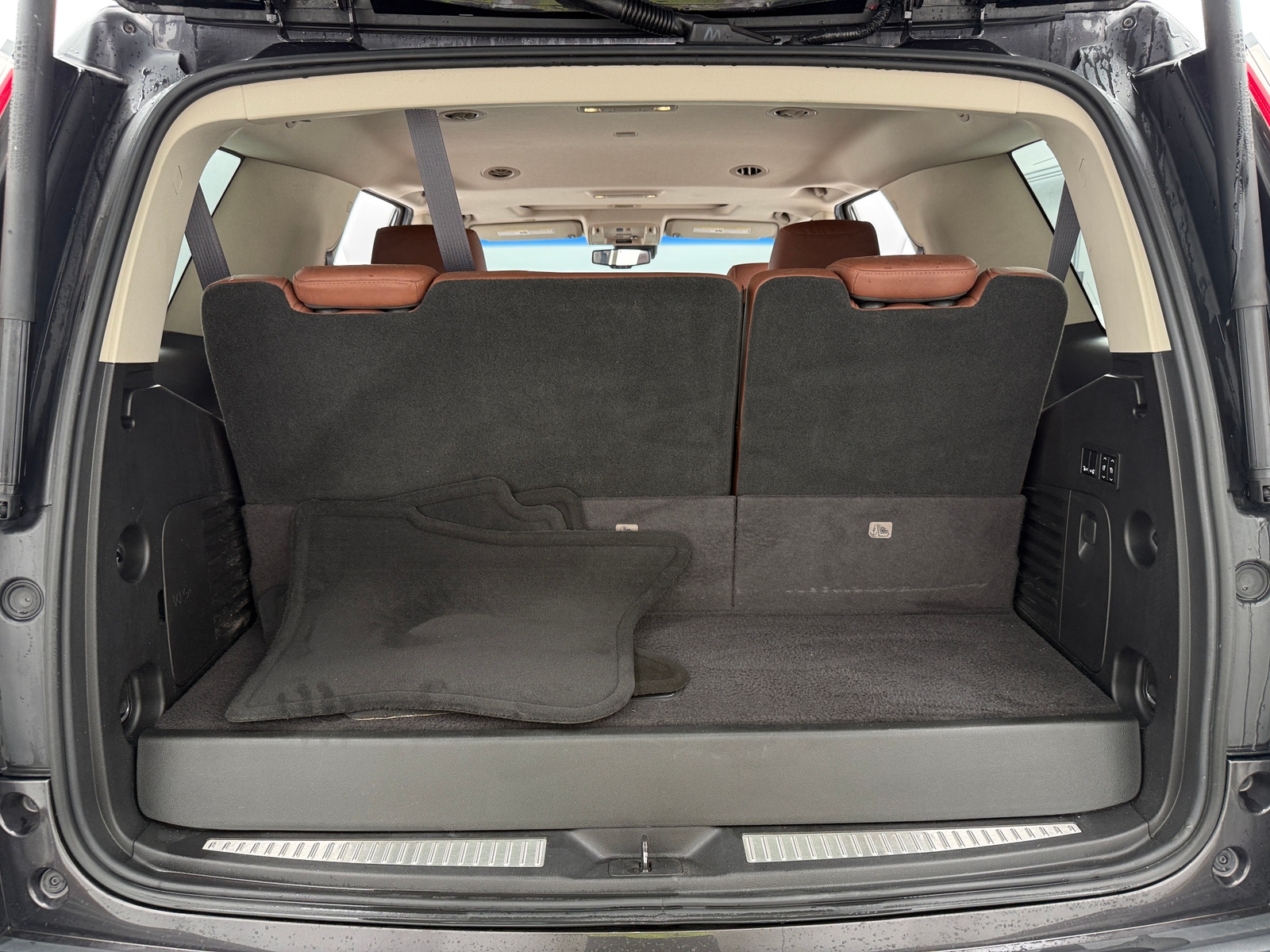 Thumbnail: 2016 Cadillac Escalade - 6