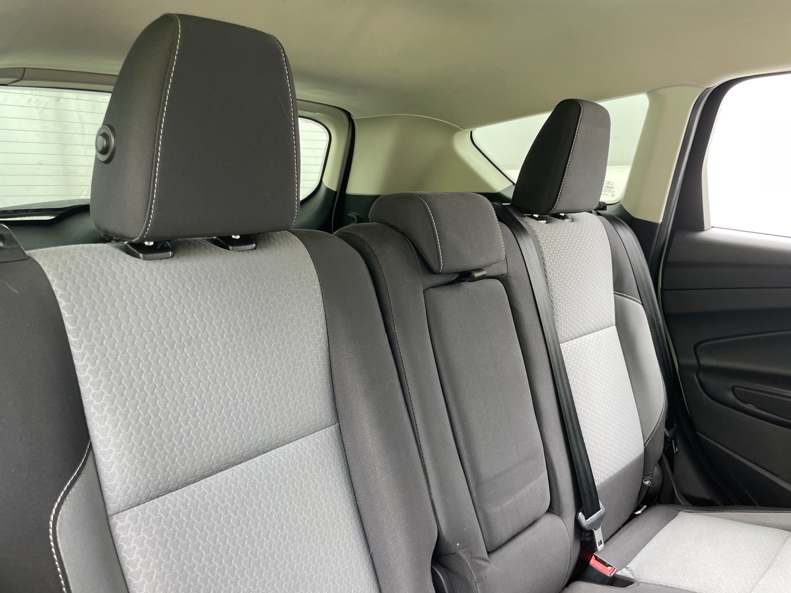 Thumbnail: 2019 Ford Escape - 6