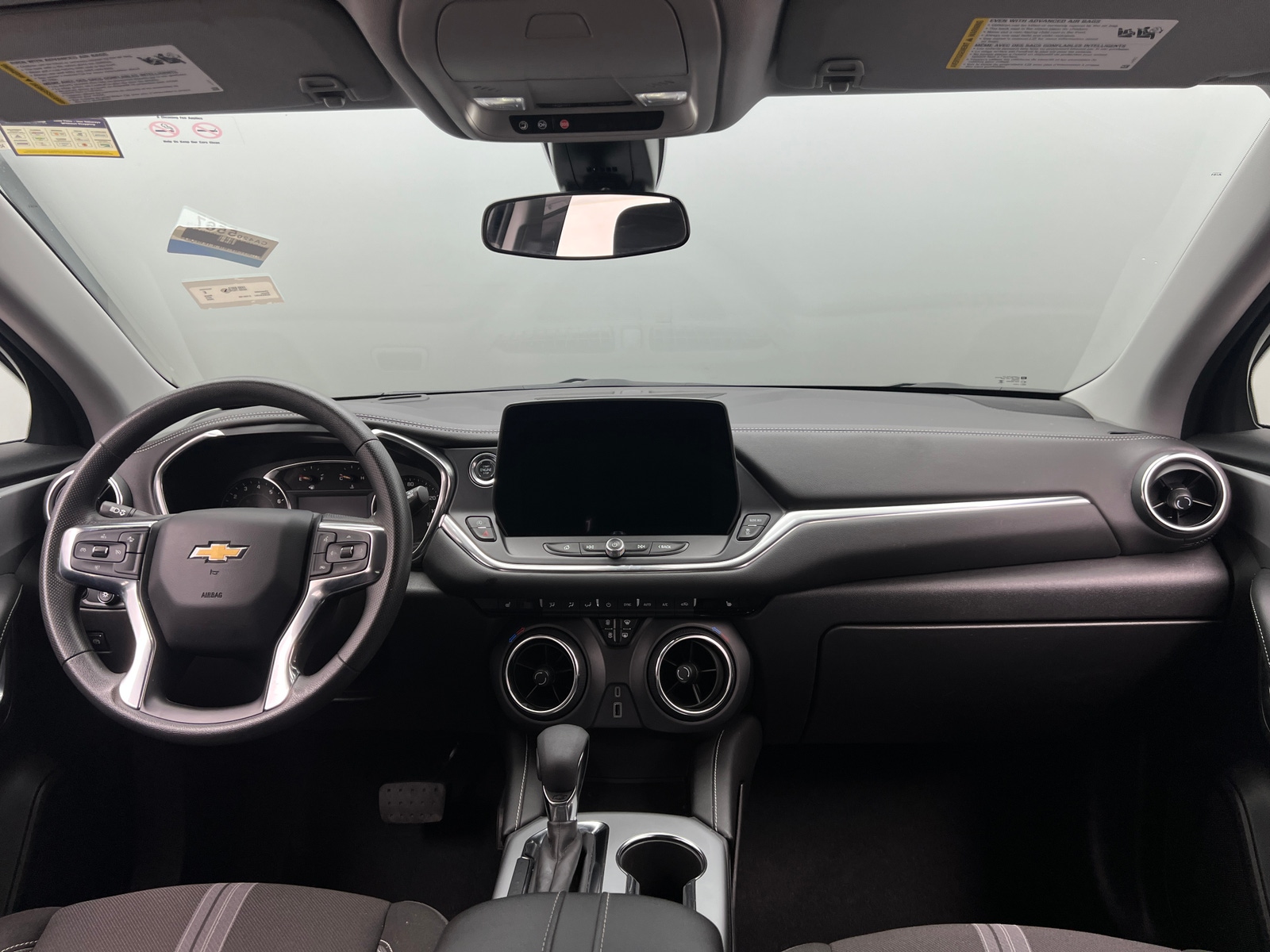 Thumbnail: 2025 Chevrolet Blazer - 3