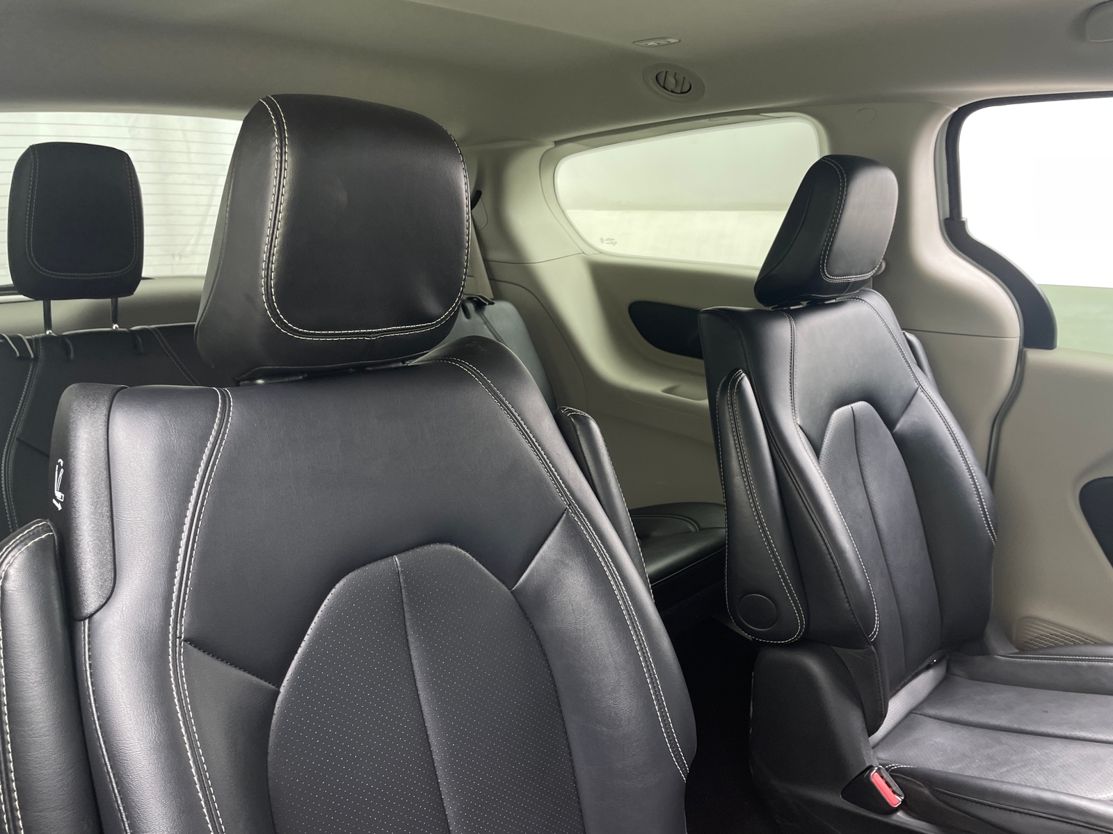 Thumbnail: 2024 Chrysler Pacifica - 5