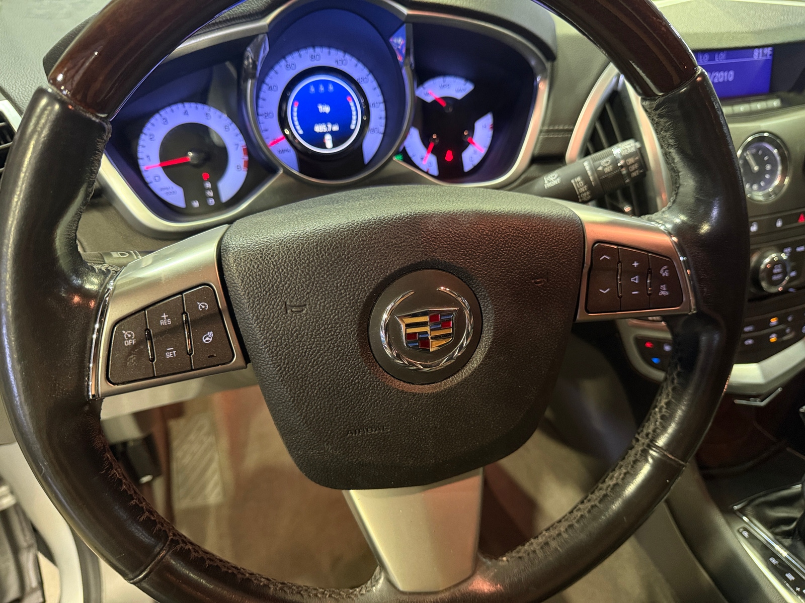 Thumbnail: 2012 Cadillac SRX - 4