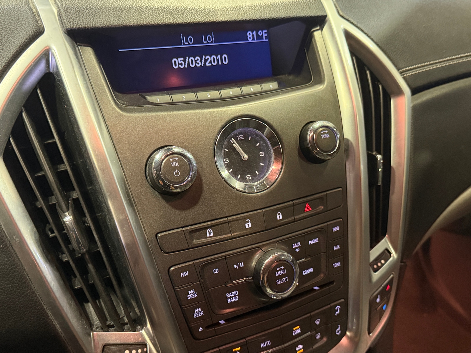 Thumbnail: 2012 Cadillac SRX - 3