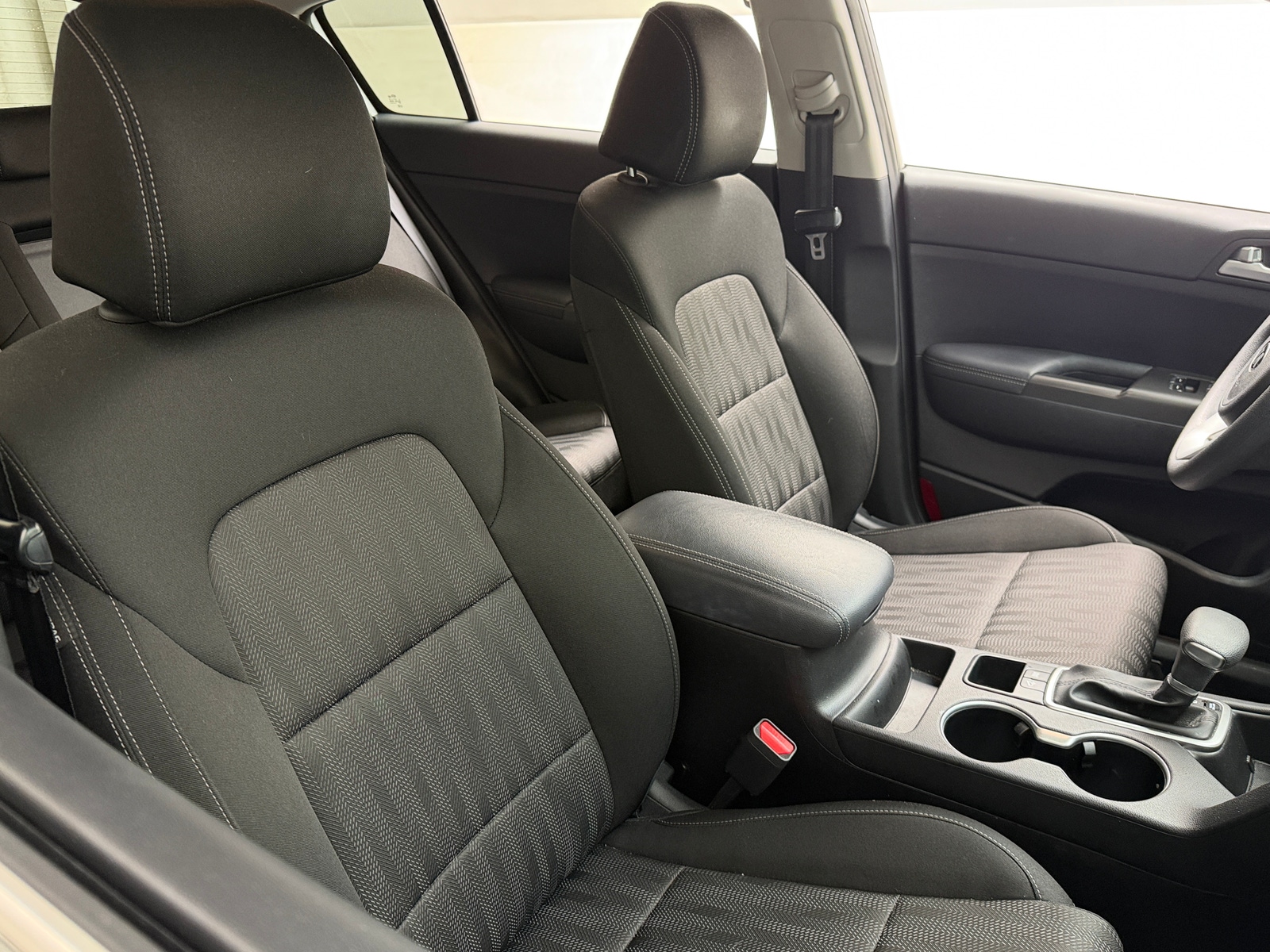 Thumbnail: 2022 Kia Sportage - 2