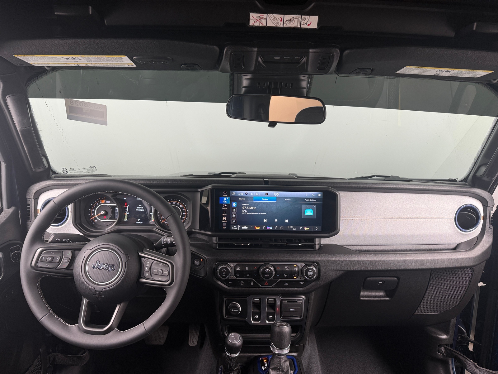 Thumbnail: 2025 Jeep Wrangler - 3