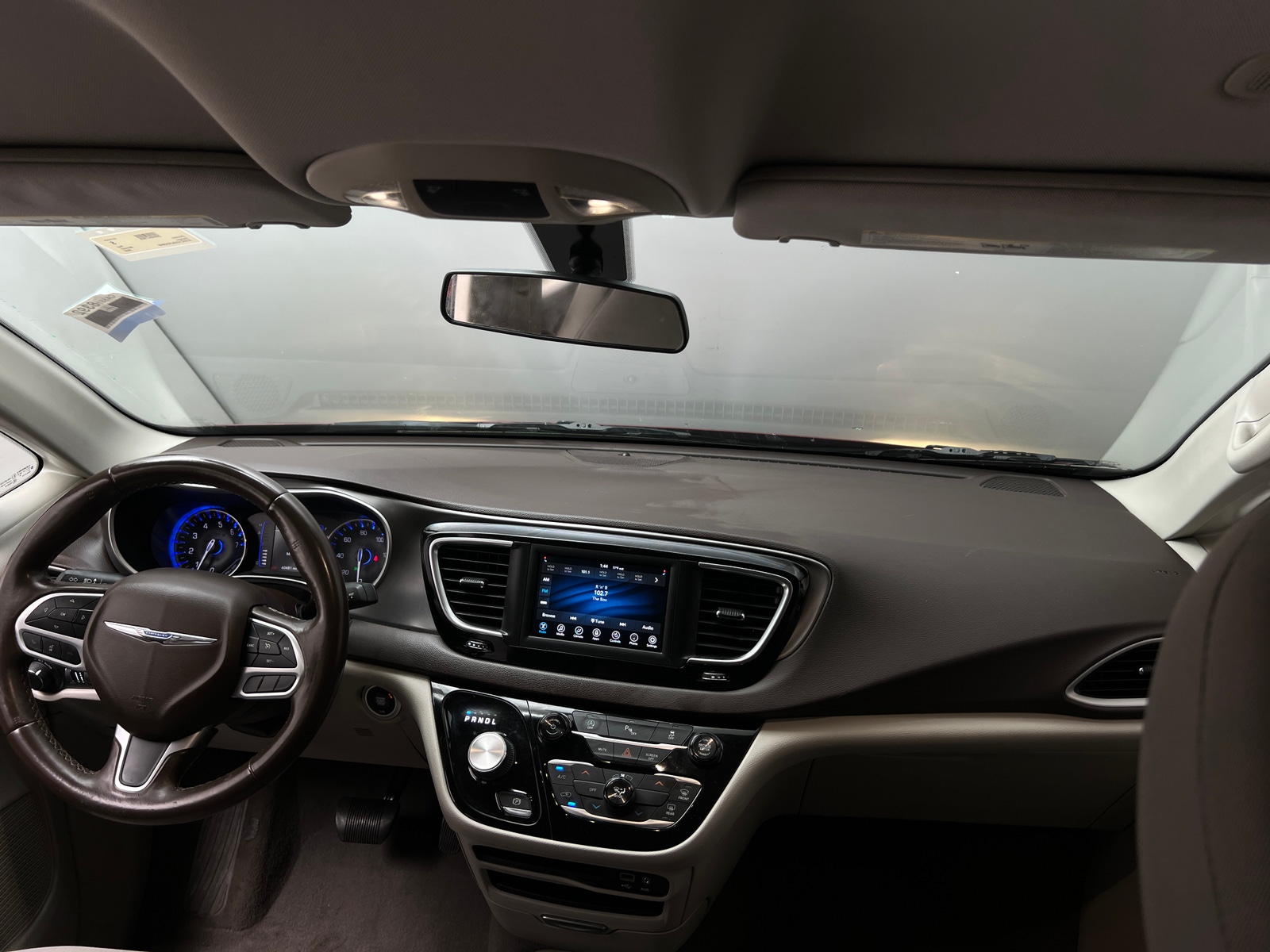 Thumbnail: 2020 Chrysler Voyager - 3