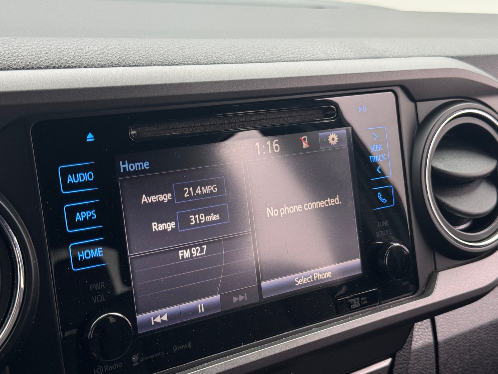 Thumbnail: 2019 Toyota Tacoma - 4