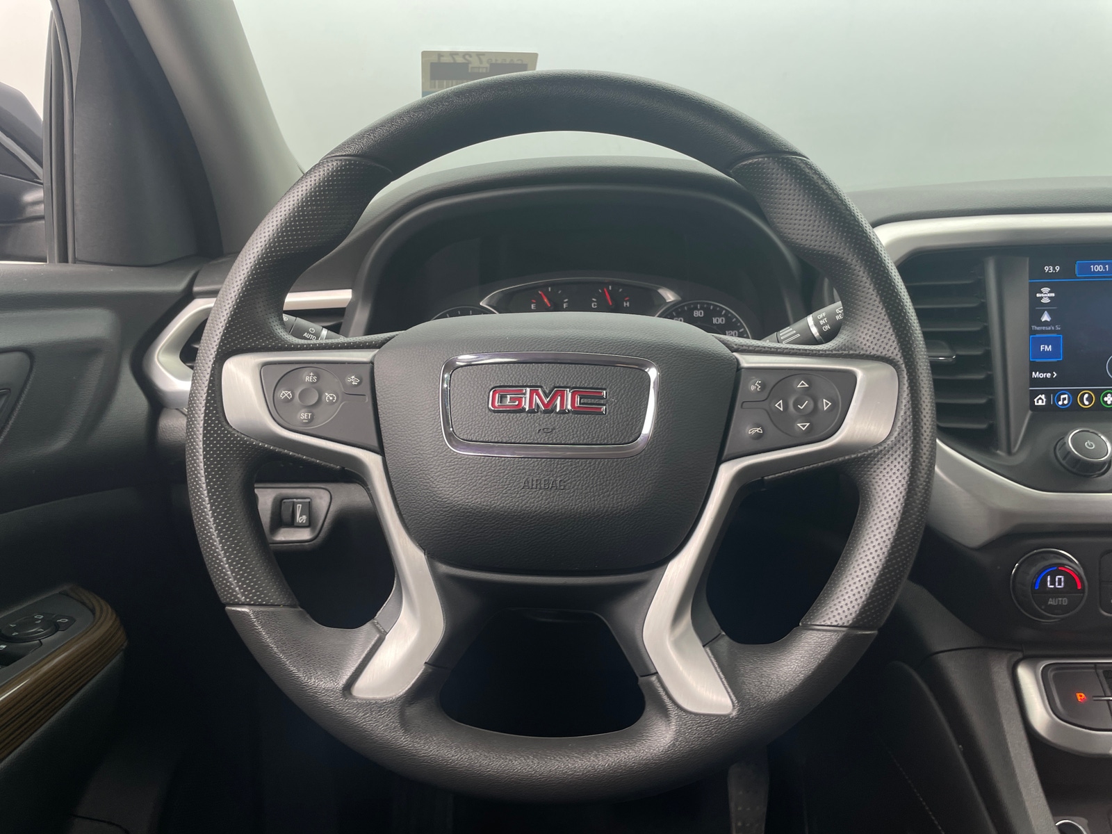 Thumbnail: 2023 GMC Acadia - 5