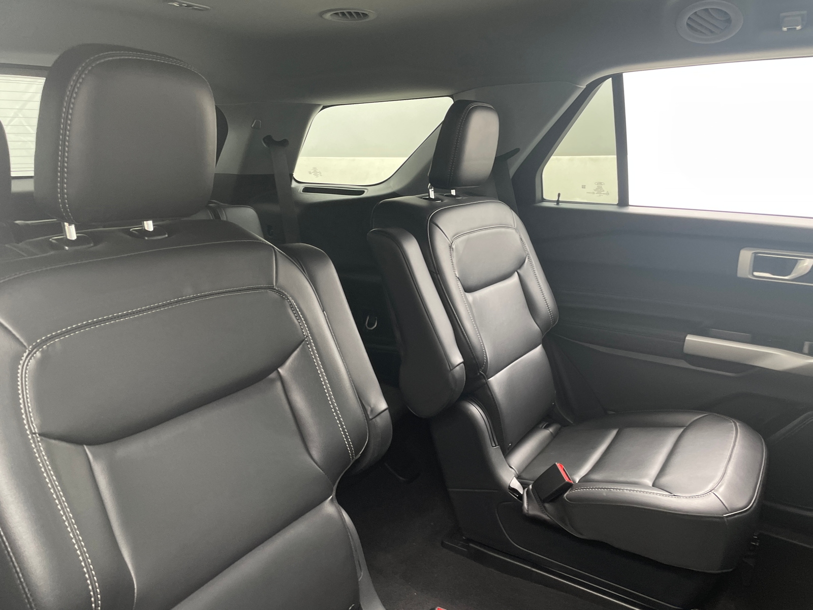Thumbnail: 2023 Ford Explorer - 6