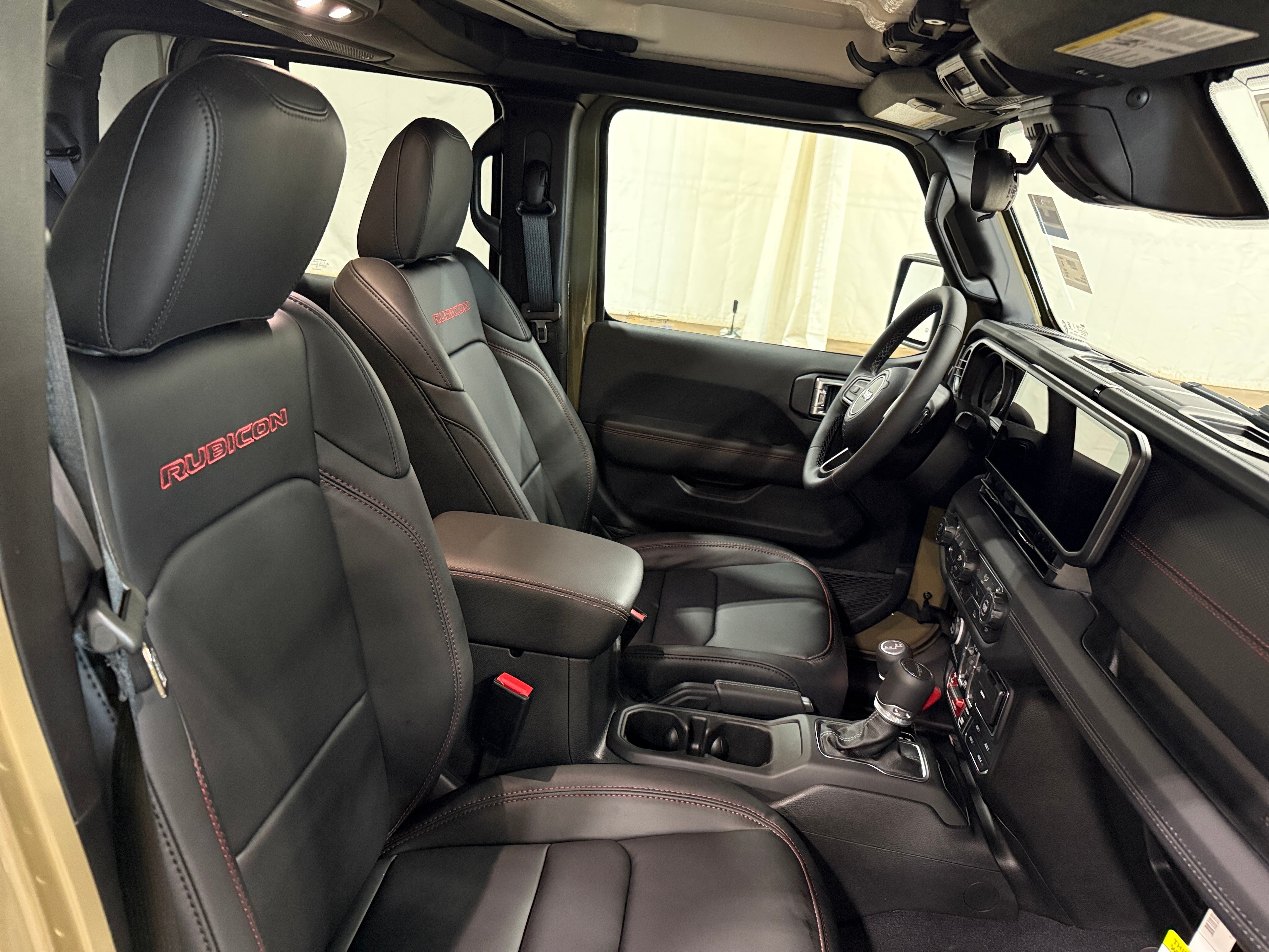 2026 Jeep Gladiator Rubicon Auto's photo