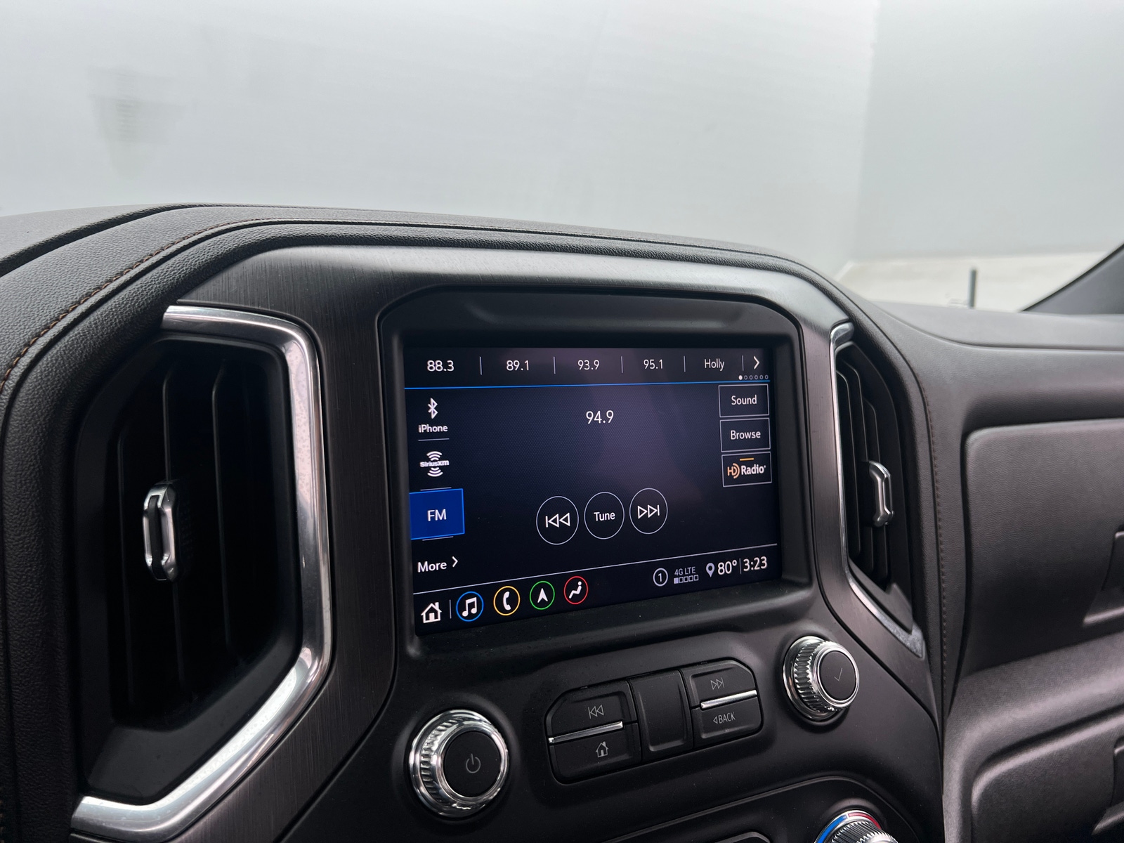 Thumbnail: 2020 GMC Sierra 1500 - 3