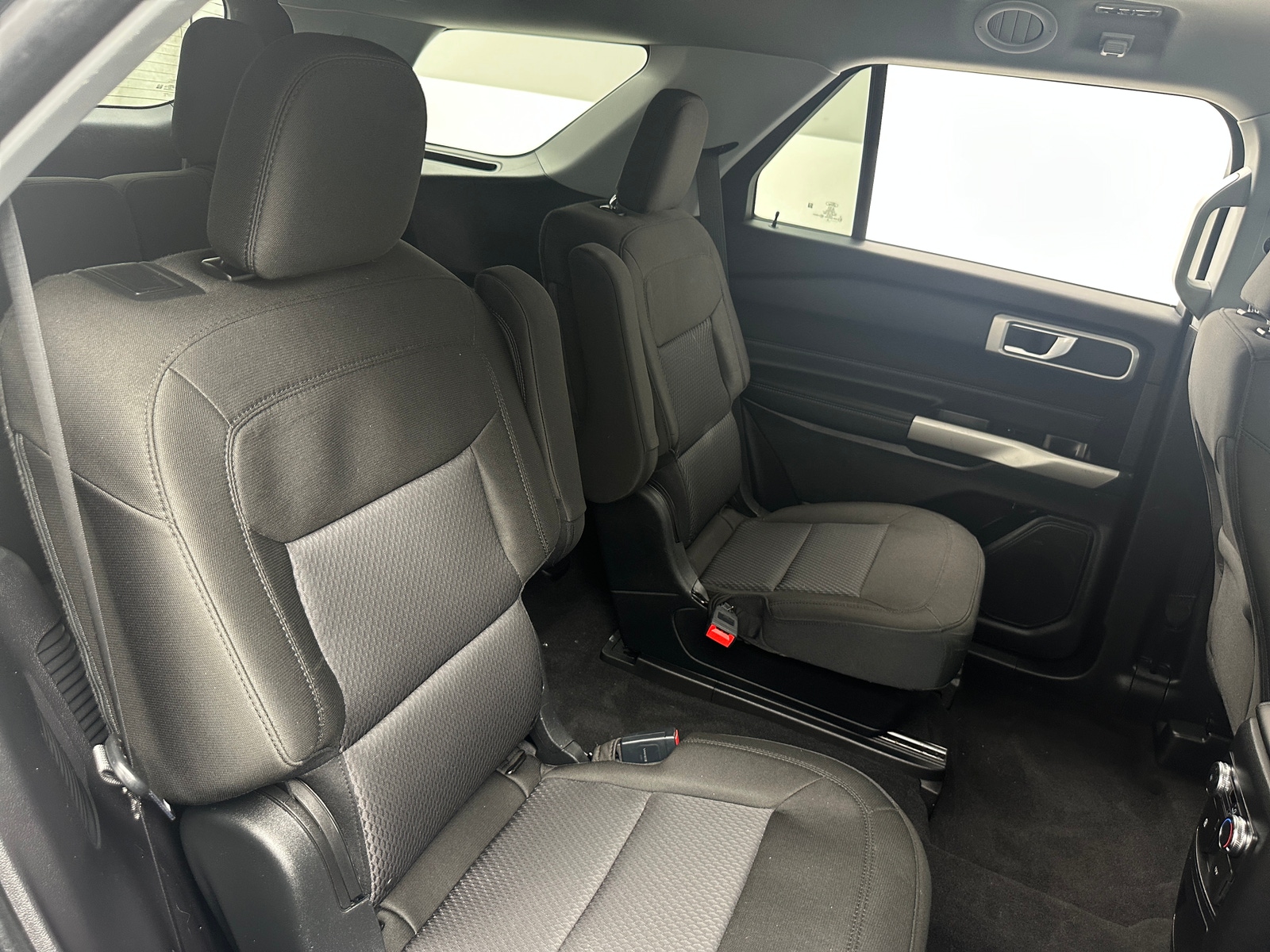 Thumbnail: 2022 Ford Explorer - 6