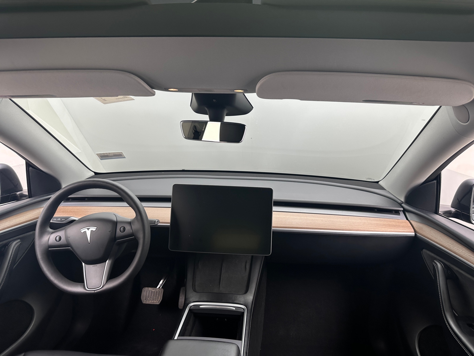 Thumbnail: 2025 Tesla Model Y - 2