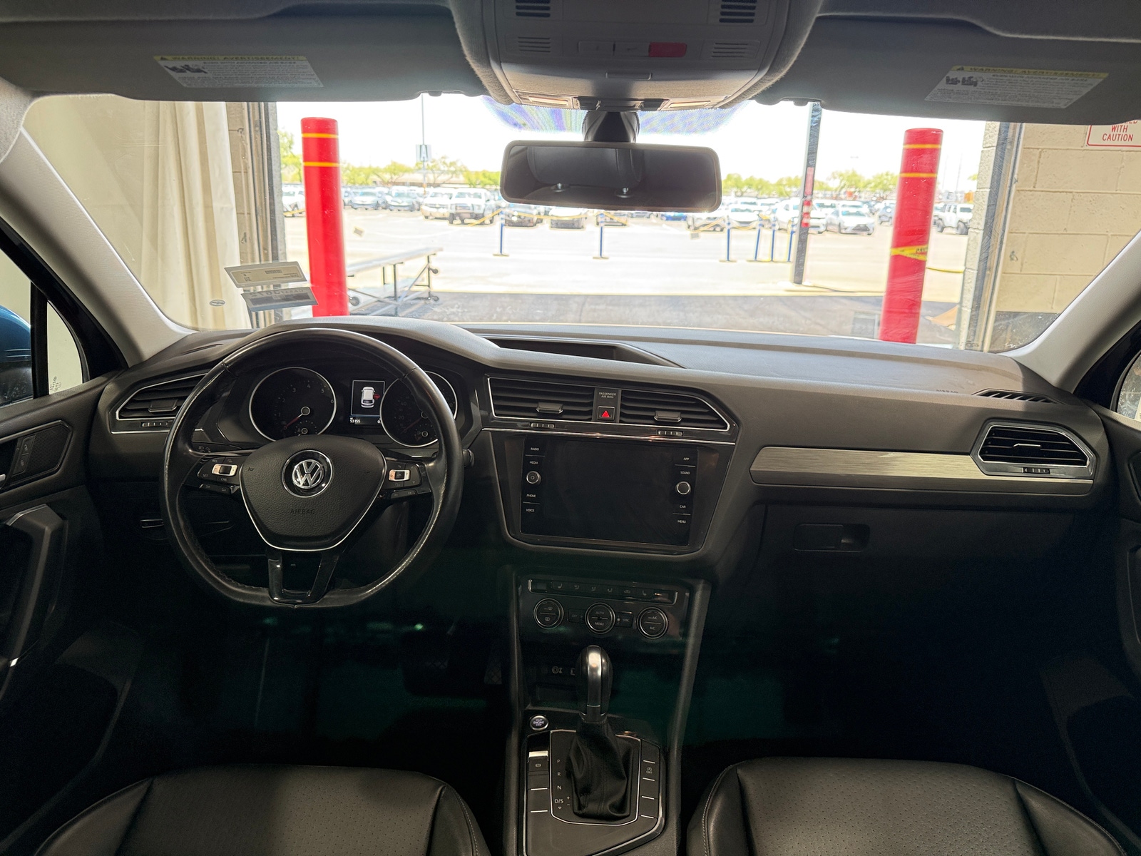 Thumbnail: 2018 Volkswagen Tiguan - 2