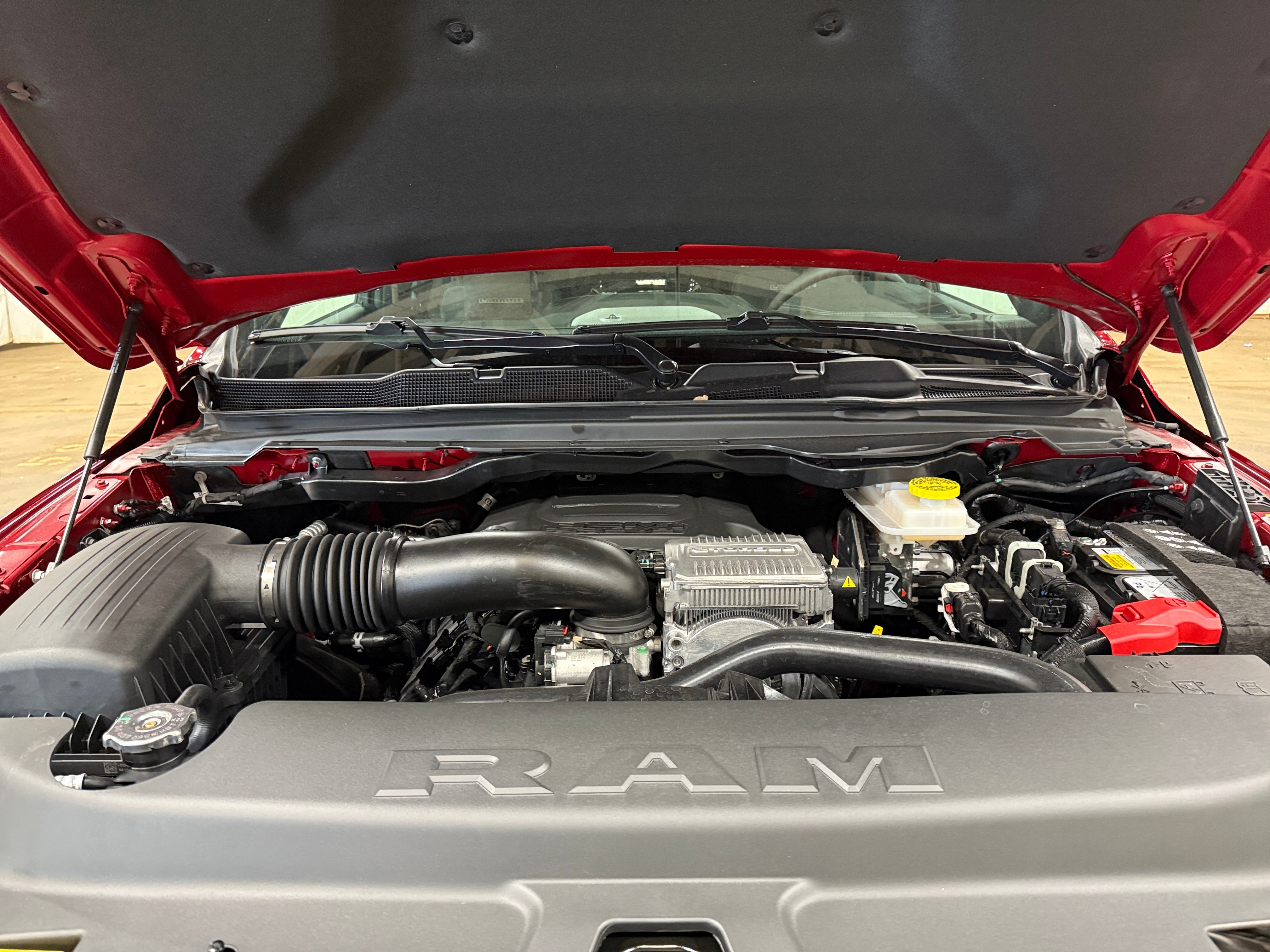 2026 RAM 1500 Laramie 4x4 Crew Cab 5'7's photo