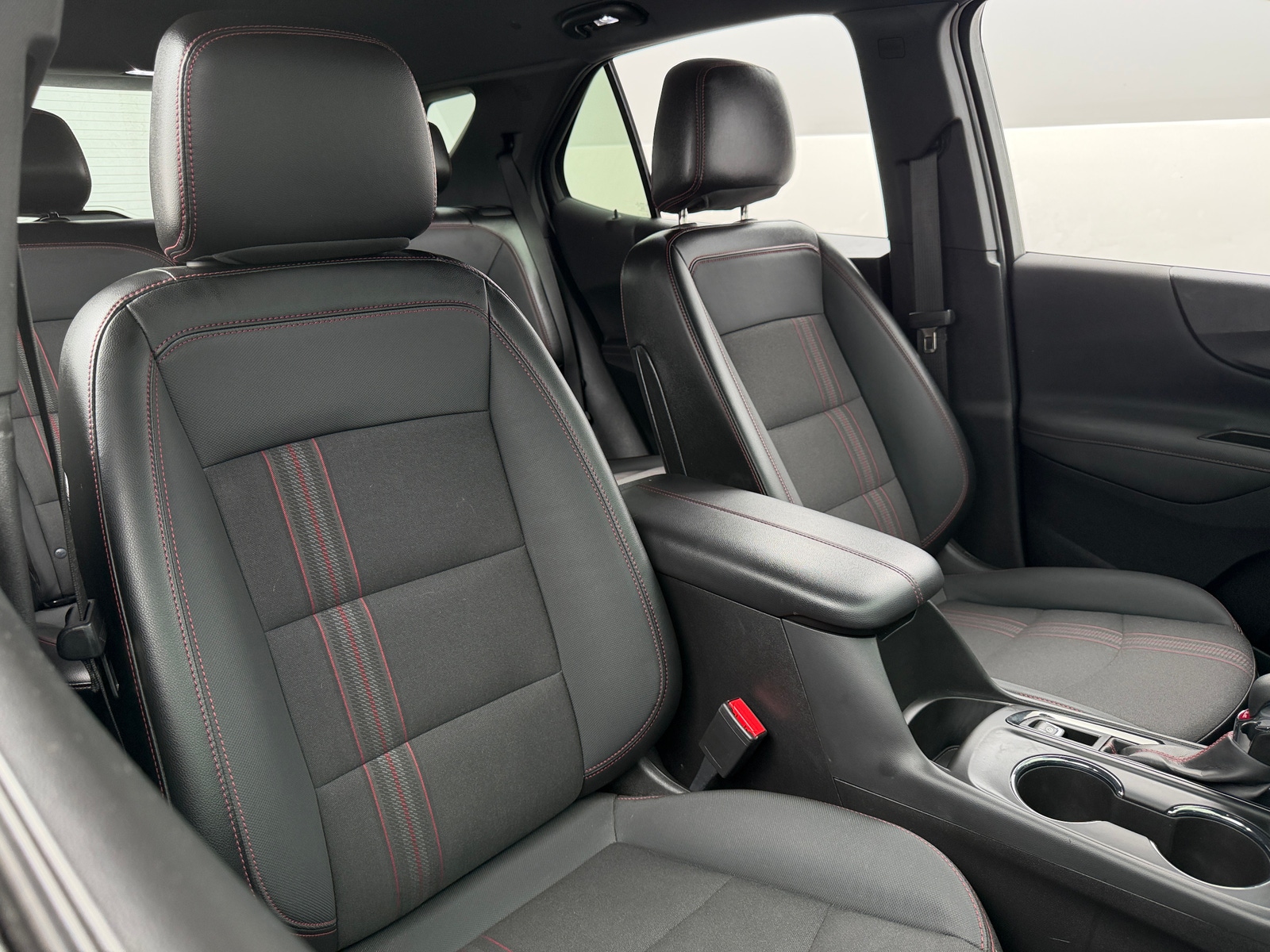 Thumbnail: 2023 Chevrolet Equinox - 2