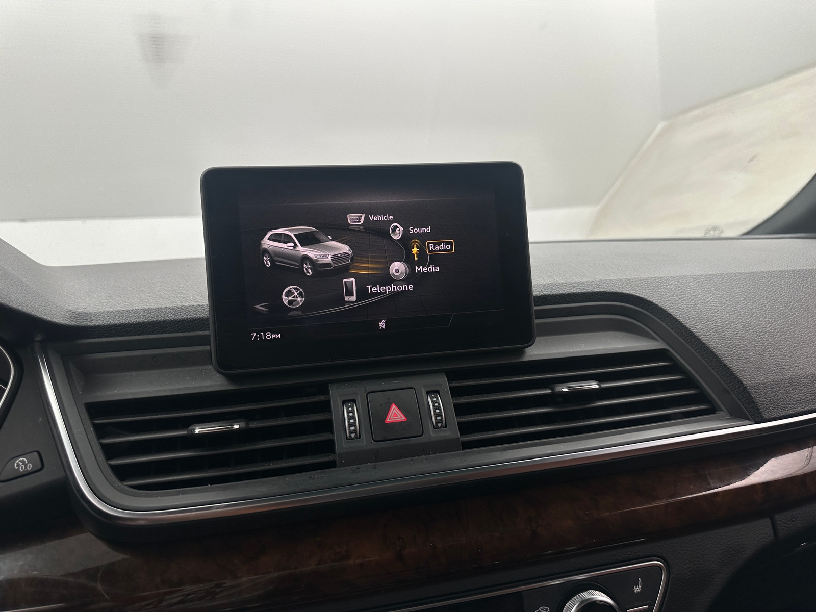 Thumbnail: 2020 Audi Q5 - 3