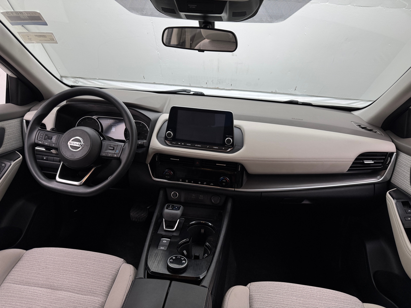 Thumbnail: 2021 Nissan Rogue - 3