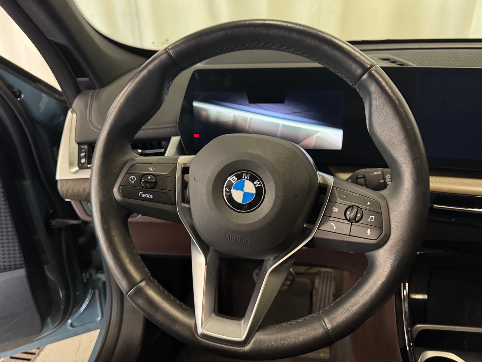 Thumbnail: 2023 BMW X1 - 4