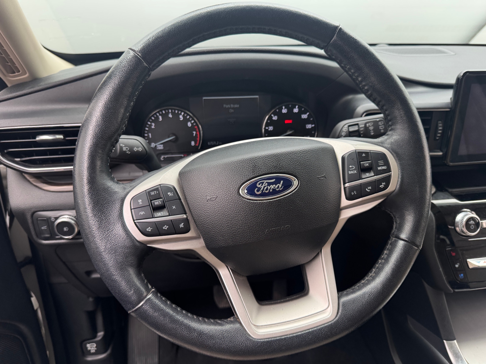 Thumbnail: 2022 Ford Explorer - 4