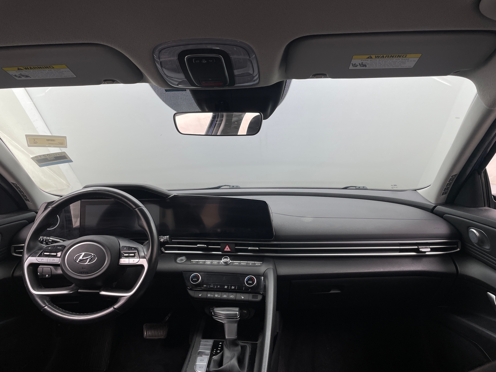 Thumbnail: 2023 Hyundai Elantra - 3