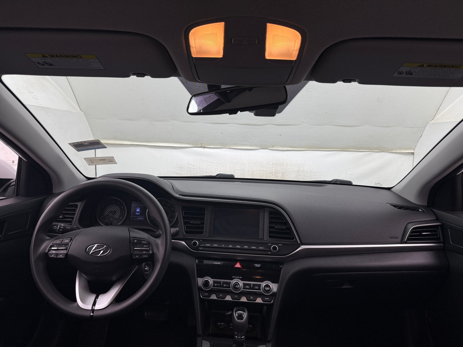 Thumbnail: 2020 Hyundai Elantra - 3