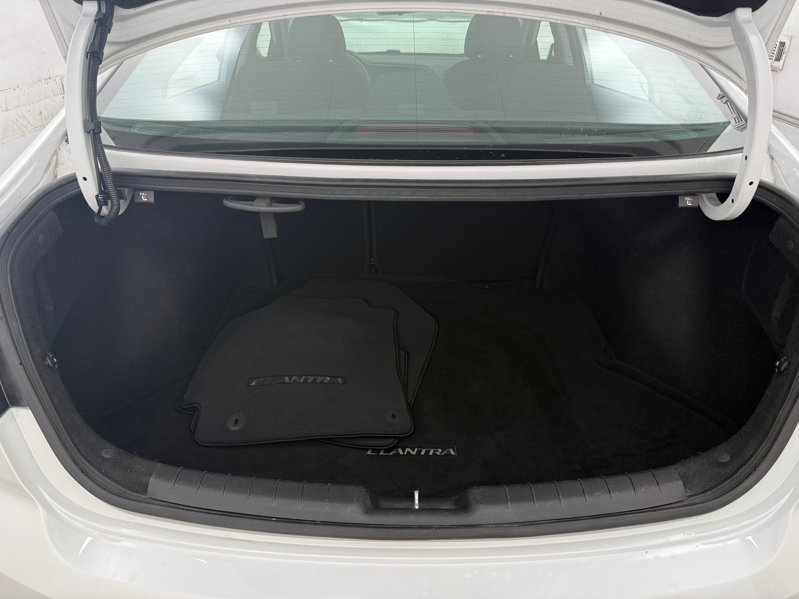 Thumbnail: 2020 Hyundai Elantra - 7