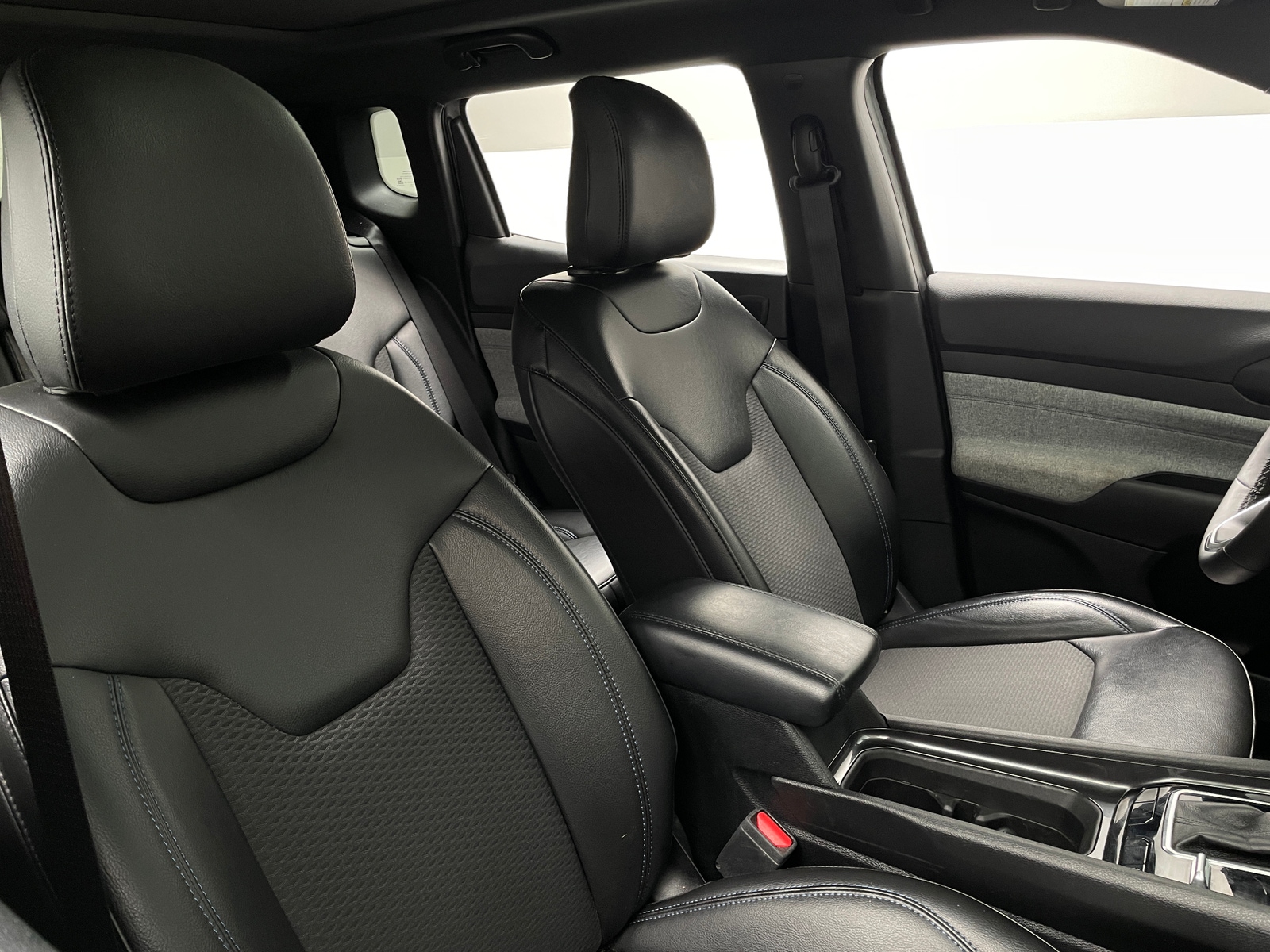 Thumbnail: 2023 Jeep Compass - 2
