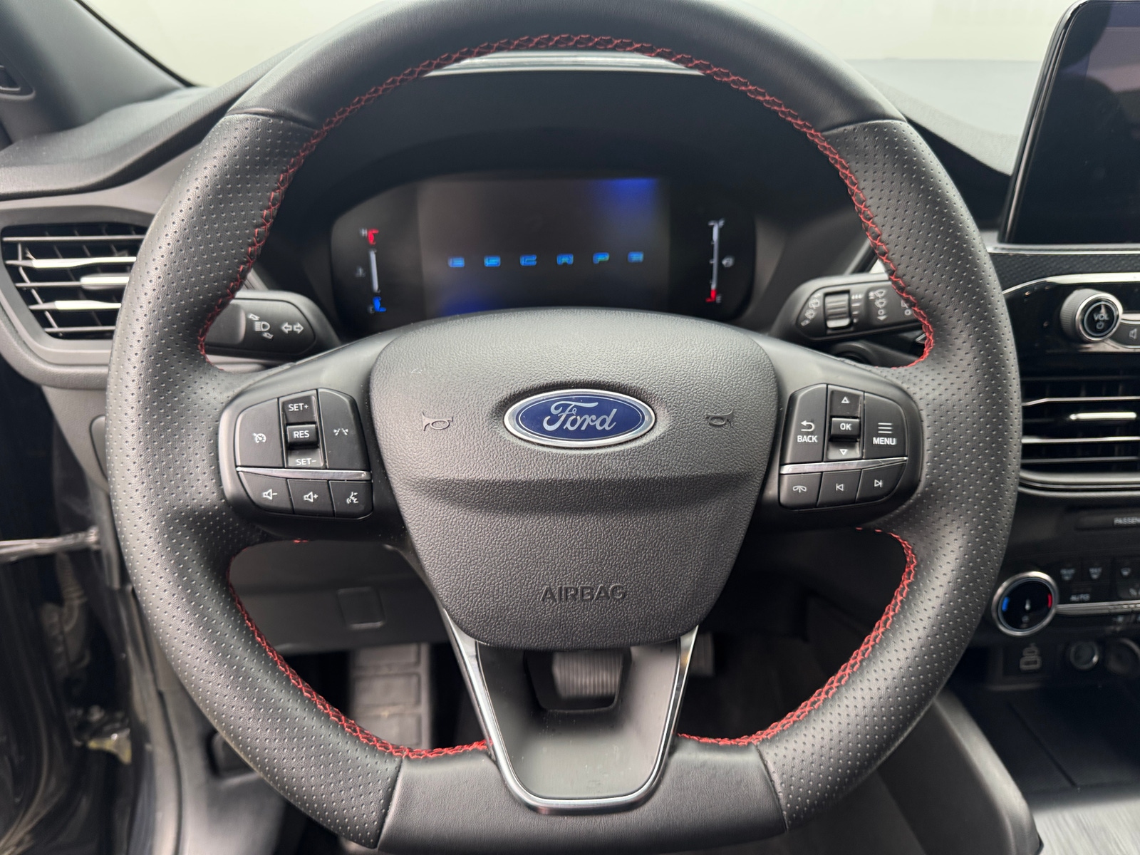 Thumbnail: 2025 Ford Escape - 5