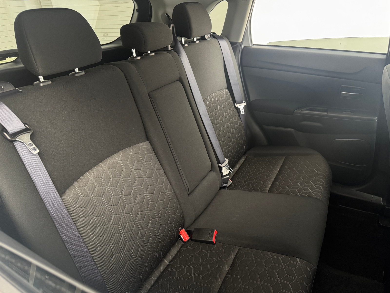 Thumbnail: 2024 Mitsubishi Outlander Sport - 6