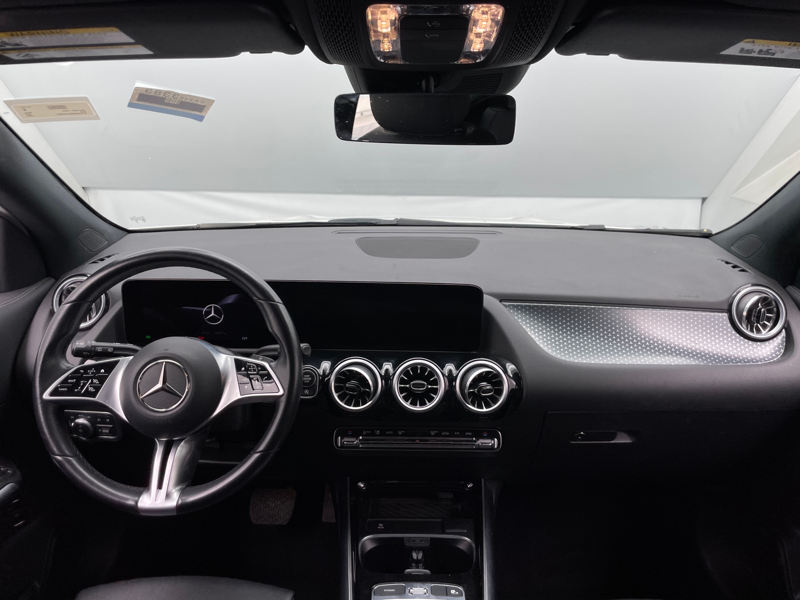 Thumbnail: 2025 Mercedes-Benz GLA - 2
