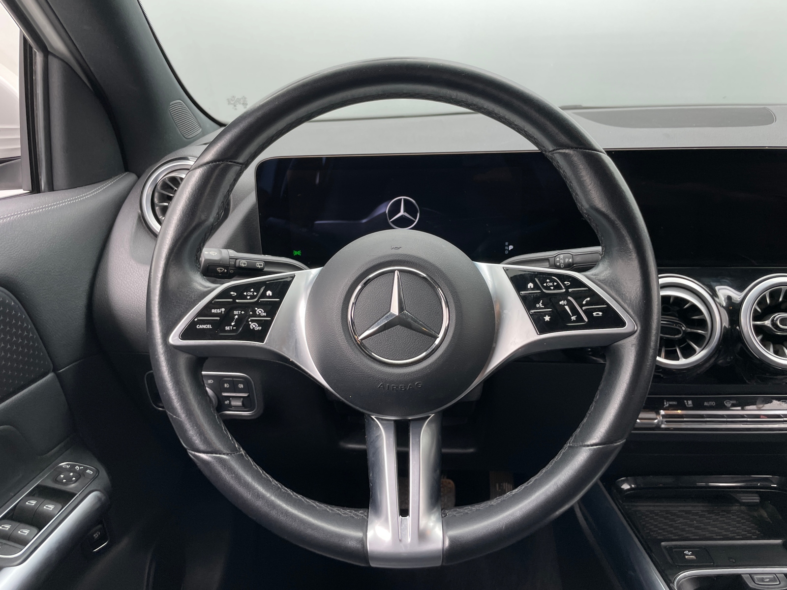 Thumbnail: 2025 Mercedes-Benz GLA - 4